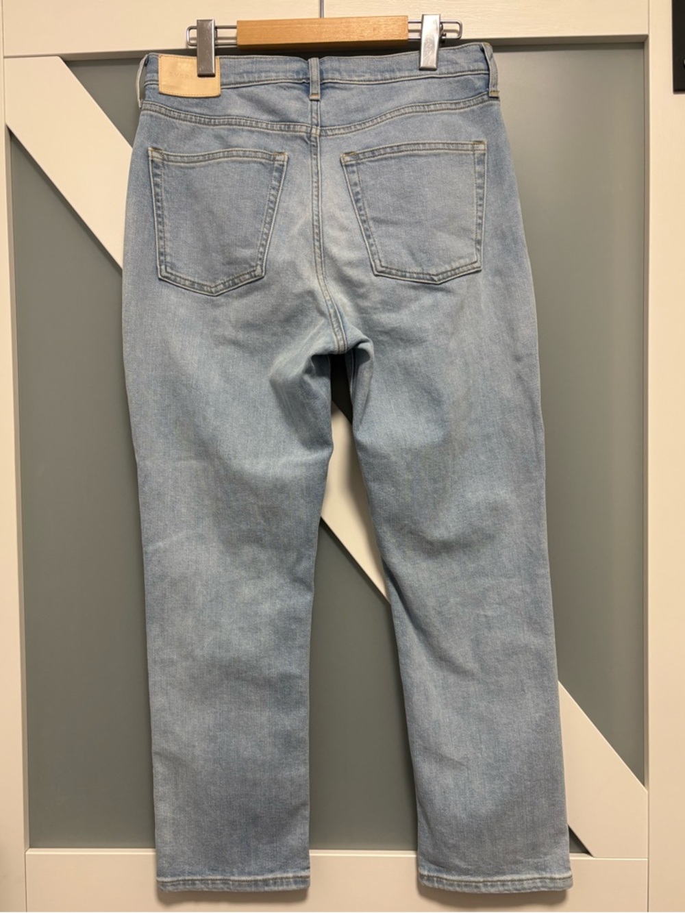 Everlane- The Original Cheeky Jean - Picture 10 of 10